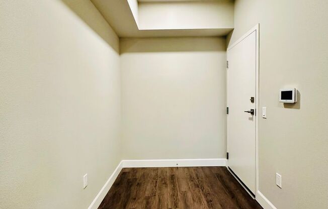 1 bed, 1 bath, 453 sqft, $2,150, Unit 426-201