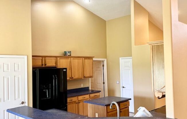 3 beds, 2 baths, $3,800