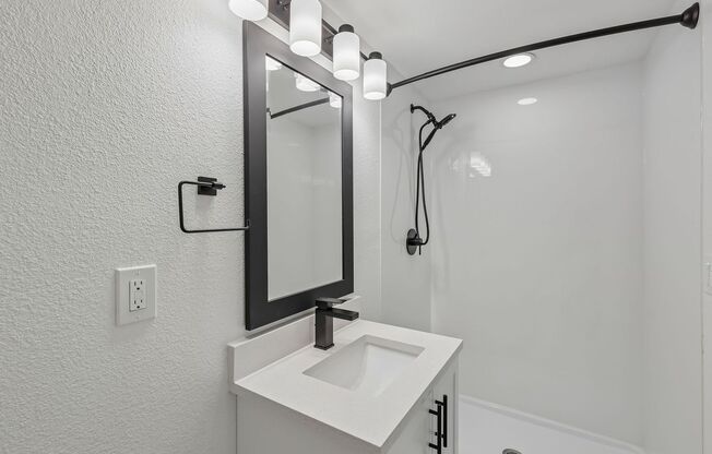 1 bed, 1 bath, 446 sqft, $1,995, Unit 66