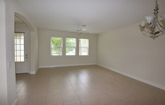 3 beds, 2.5 baths, $2,700, Unit Orange