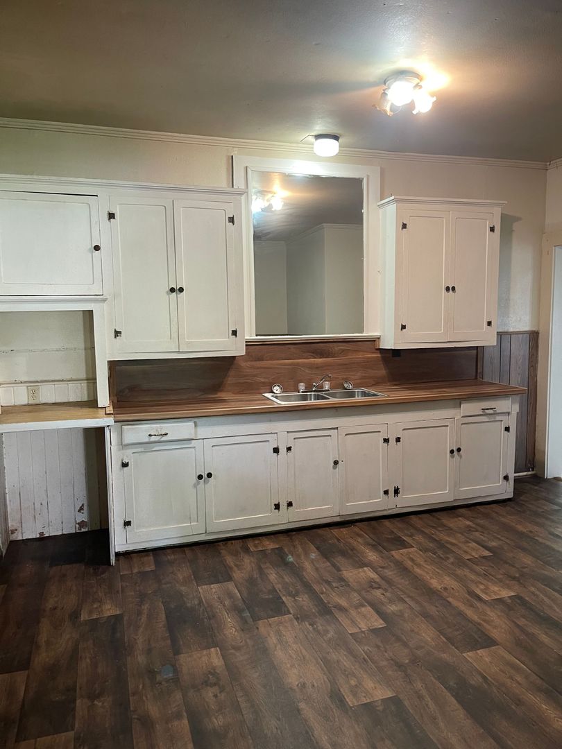 3 Bedroom, 2 Bathroom Home for Rent