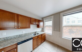 12 Pleasant St Apt 1