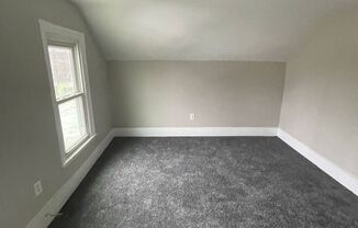 2 beds, 1 bath, 895 sqft, $1,050, Unit UP