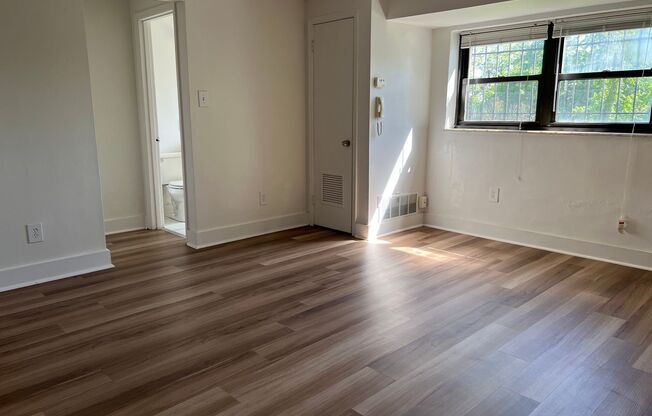 5208-5240 Stanton Avenue