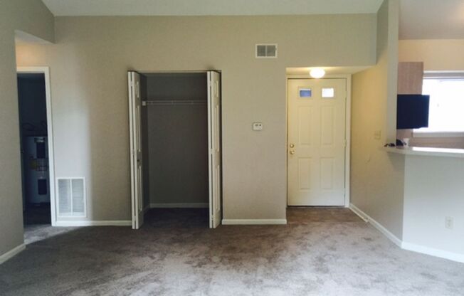 2 beds, 2 baths, 1,000 sqft, $1,342, Unit 3846c