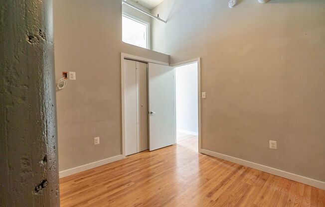 2 beds, 2 baths, 1,000 sqft, $1,795, Unit 607