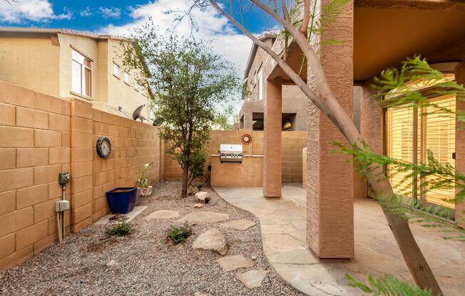 4 beds, 2.5 baths, $2,200, Unit #1171