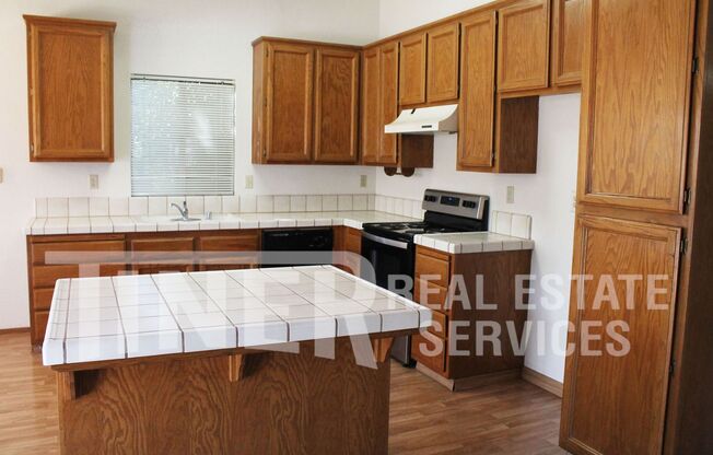 1000 MAYFLOWER CT