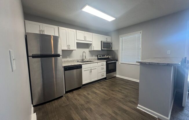 1 bed, 1 bath, 775 sqft, $1,020, Unit 107 - H