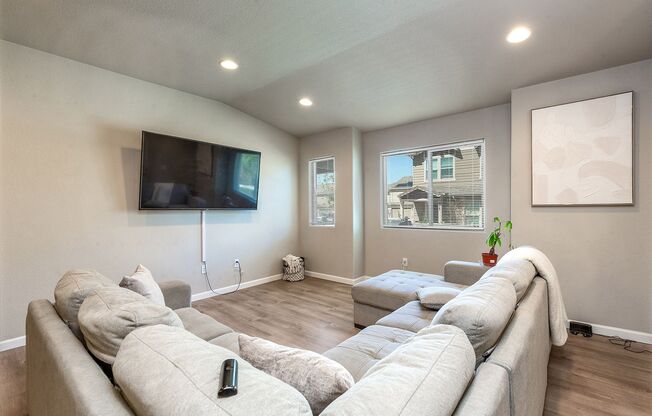 Townhouse Unit for Rent