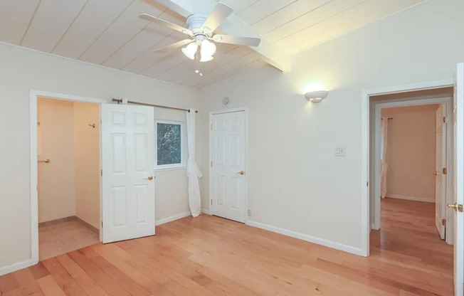 Beautiful Single Story 3bd House Recently Refurbished