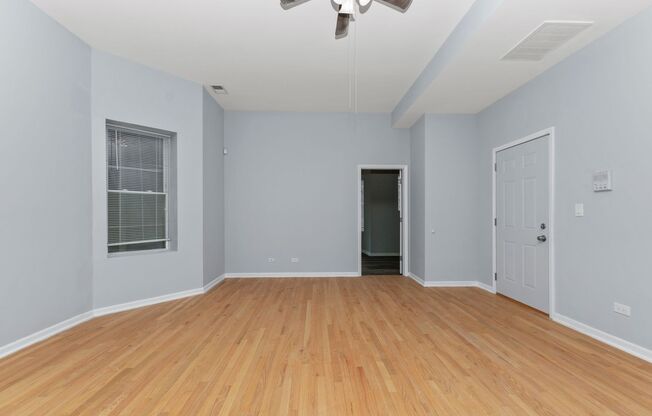 5226 - 5228 S Michigan Ave