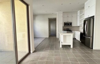 124 COASTAL GDN