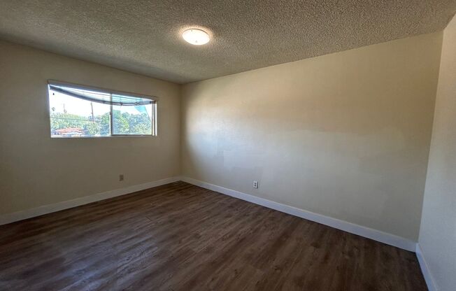 2 beds, 1 bath, 1,000 sqft, $1,699, Unit D