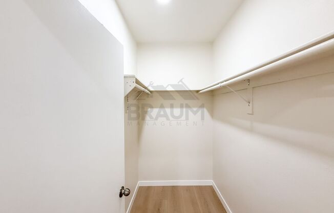 2 beds, 2 baths, 1,000 sqft, $2,495, Unit 213