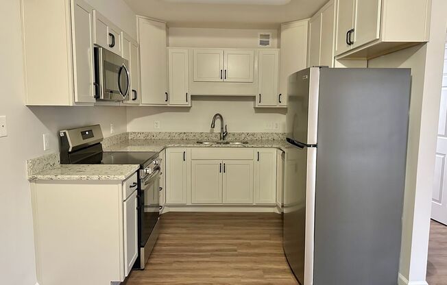 1 bed, 1 bath, 775 sqft, $1,500, Unit 1121LpG