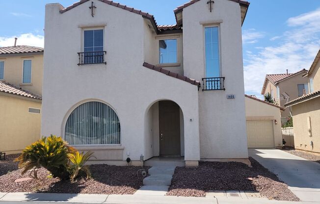 Beautiful 4 bedroom House in the Silverado Community