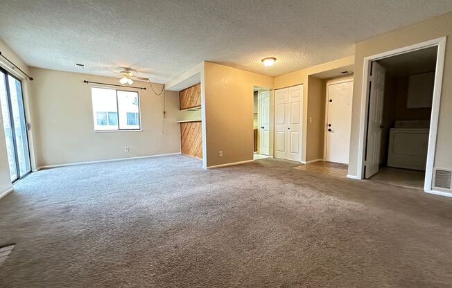 1 bed, 1 bath, $1,560, Unit Unit 202