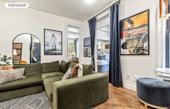 137 W 12 ST