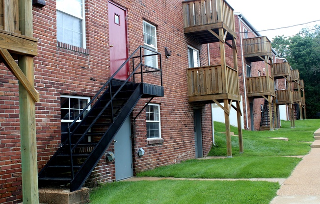Welcome to Orchard Park Apartments