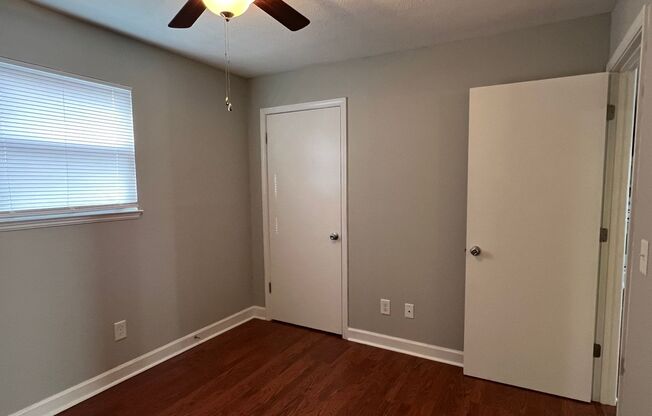 2 beds, 1 bath, $950, Unit Unit 1