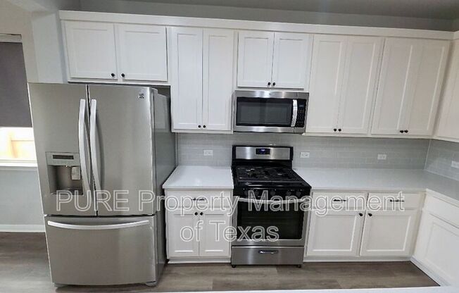 533 REARING MARE PASS