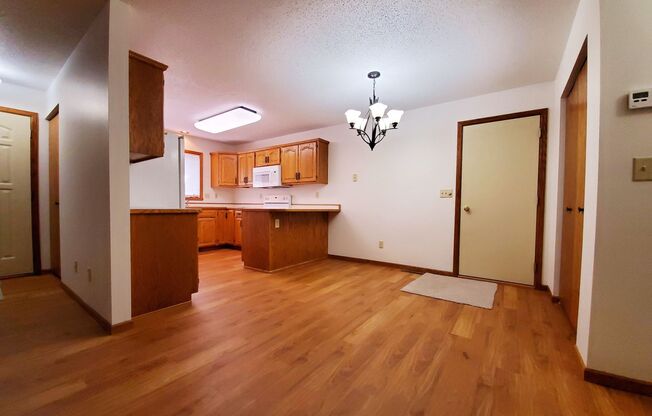 Candle Park South Townhomes - 1433