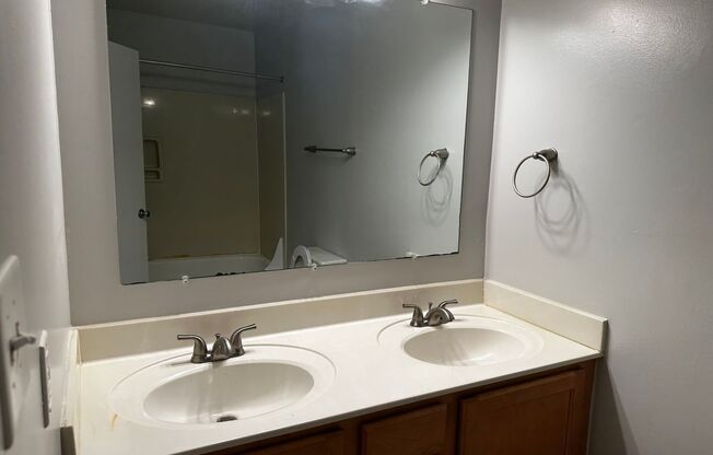 1 bed, 1 bath, 755 sqft, $999, Unit 6026C