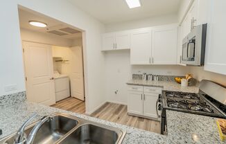 2 beds, 1 bath, 928 sqft, $1,995, Unit 217