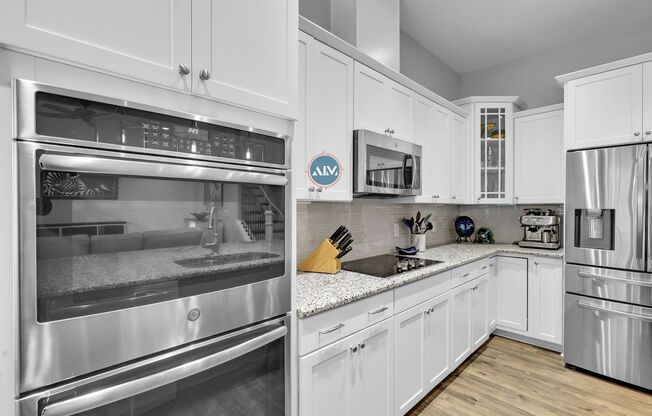 Beautiful custom home in Hampton Lake!