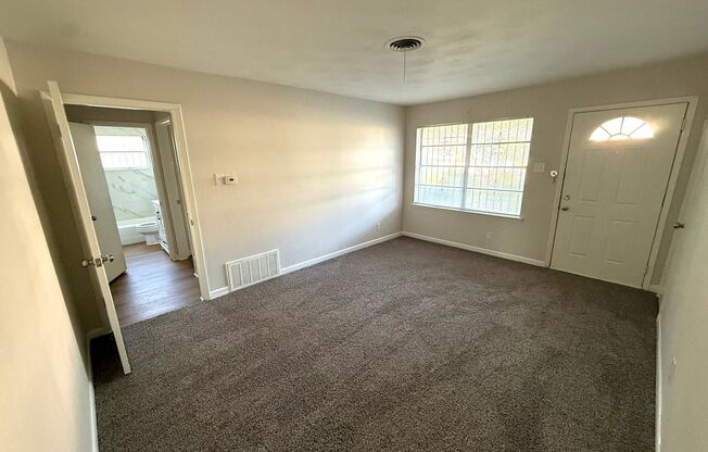MOVE IN SPECIAL $500 OFF ON THE FIRST MONTH'S RENT! AVAILABLE NOW!!! Charming 4 bedroom 2 bath home in Dallas, TX