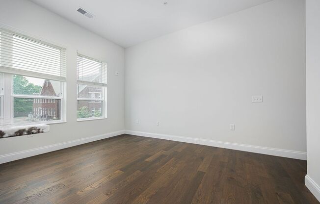 1 bed, 1 bath, 605 sqft, $1,390, Unit 405