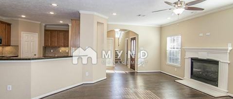 2015 Que Manor Dr