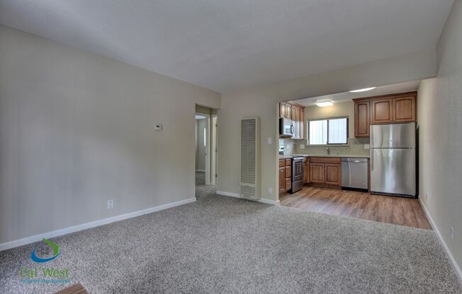 $2595 - Pristine 2 Bed/1 Bath Upstairs Apartment Downtown San Jose near SJSU!