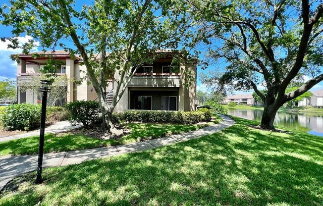 ✨ Charming 1/1 Condo in Resort-Style Community with Pool & Gym