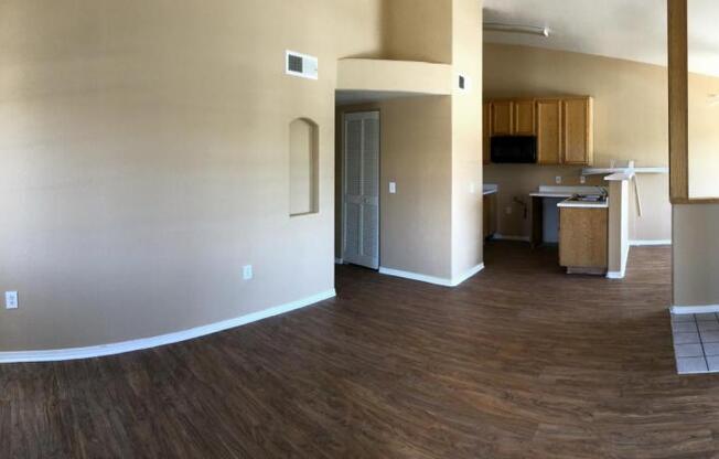 3 beds, 2 baths, 1,140 sqft, $1,350