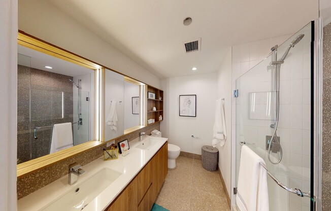 439 W GRAND AVE