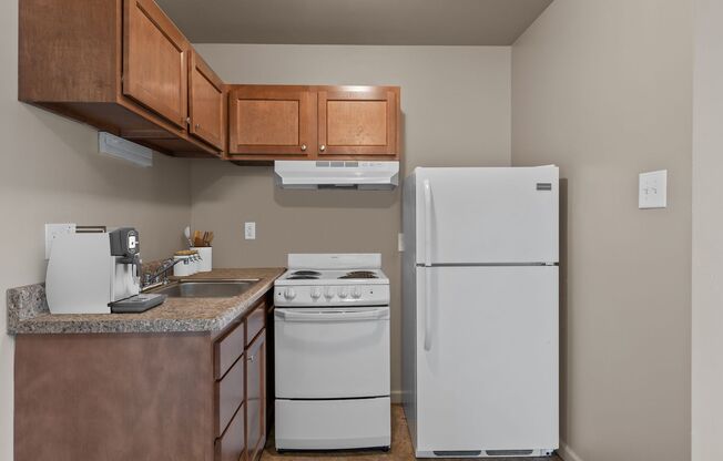 1 bed, 1 bath, 750 sqft, $775, Unit 5F