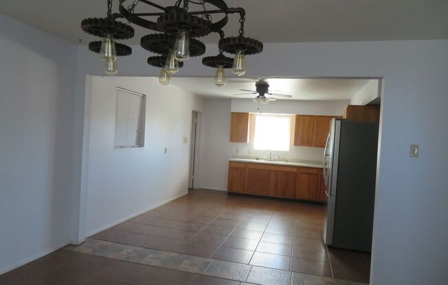 3 beds, 2 baths, $1,600