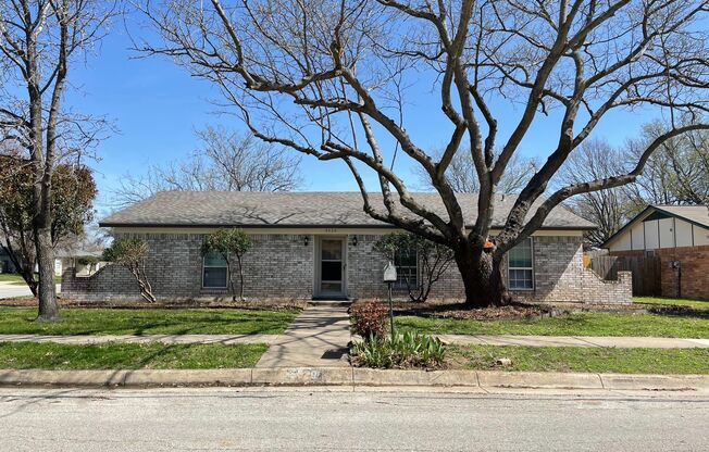 4/2/2 North Richland HIlls