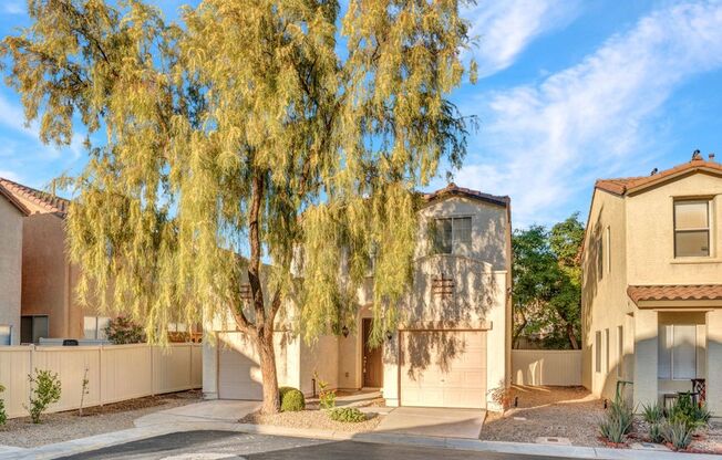 WONDERFUL 3 BEDROOM HOME AT END OF CUL-DE-SAC, FEATURES 2 SPLIT CAR GARAGE