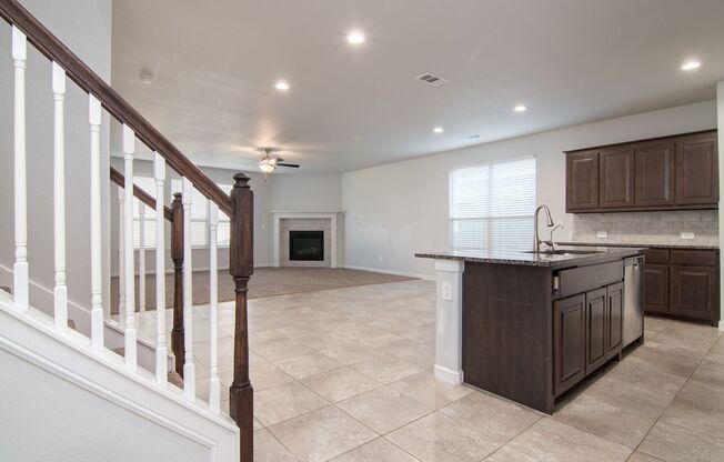 7001 McPherson LN