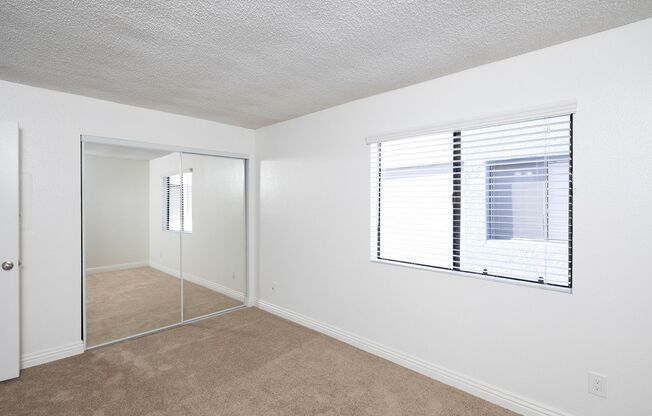 1 bed, 1 bath, 550 sqft, $2,100, Unit B125