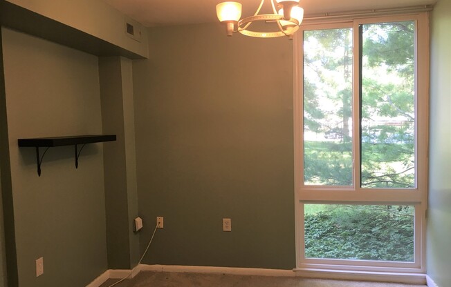 1 bed, 1 bath, $1,565, Unit Unit T2