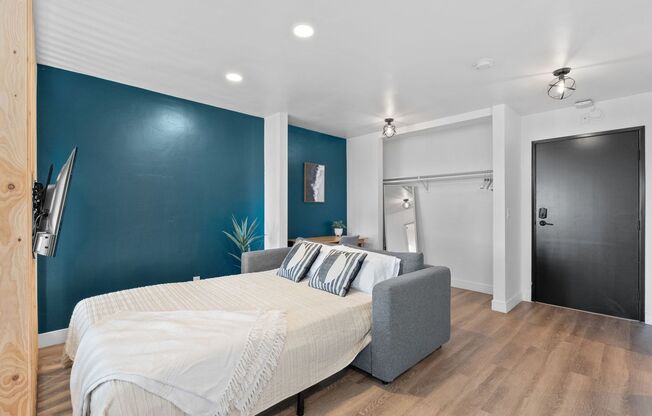 Studio, 1 bath, $2,400, Unit 19