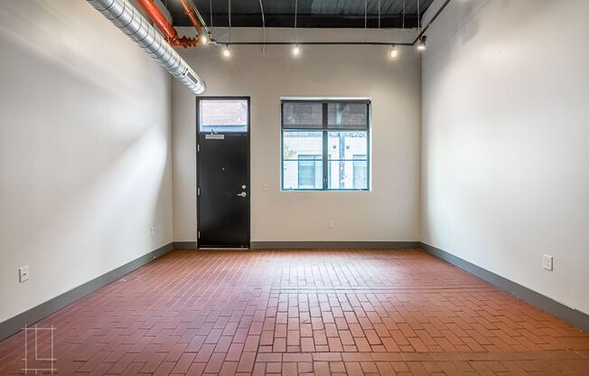 1 bed, 1 bath, $1,400, Unit 727 N. 4th St. Apt. 137