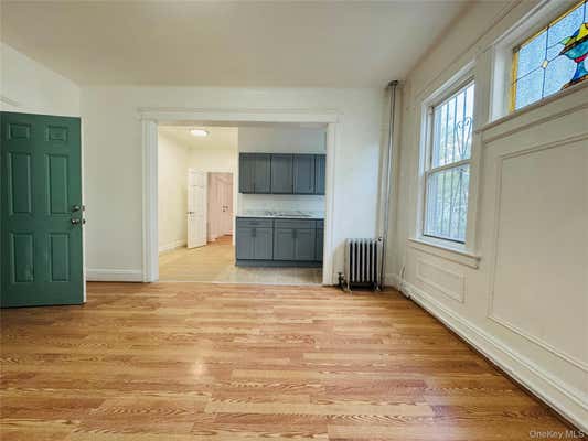 27 24 GILMORE ST GILLMORE ST