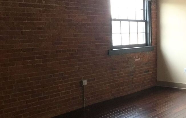 Studio, 1 bath, 505 sqft, $1,150, Unit 403