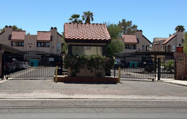 2 beds, 2 baths, $1,395, Unit # 126