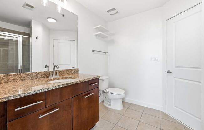 2 beds, 2 baths, $3,295, Unit UNIT 2001